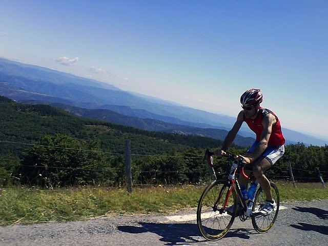  Caminhadas e mountain bike 
